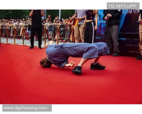 南京街舞队在世界攀岩锦标赛中的个人能力表现深度解析与点评